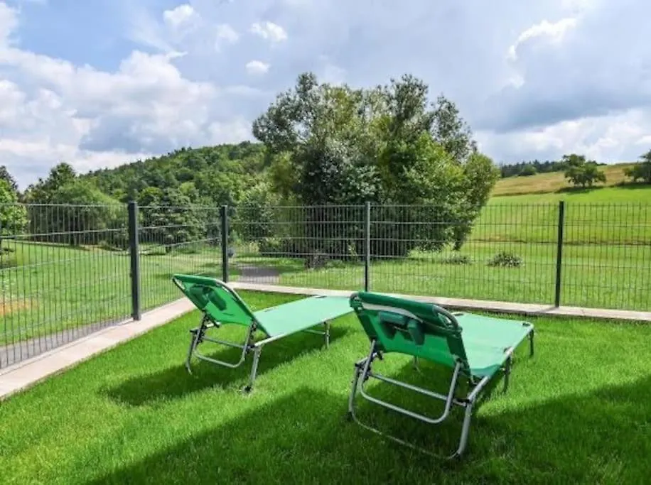 Entspannung Und Erholung, Ferienwohnung Mit Traumhaftem Blick In Die Natur Oberaurach